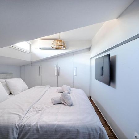 Trojan Affair Residence เอเธนส์ ภายนอก รูปภาพ