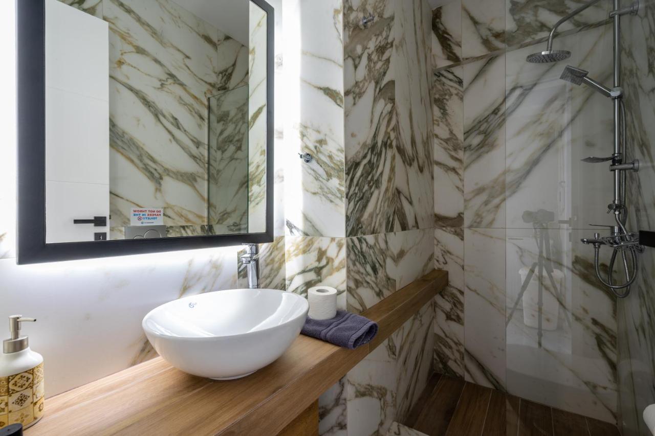 Trojan Affair Residence เอเธนส์ ภายนอก รูปภาพ