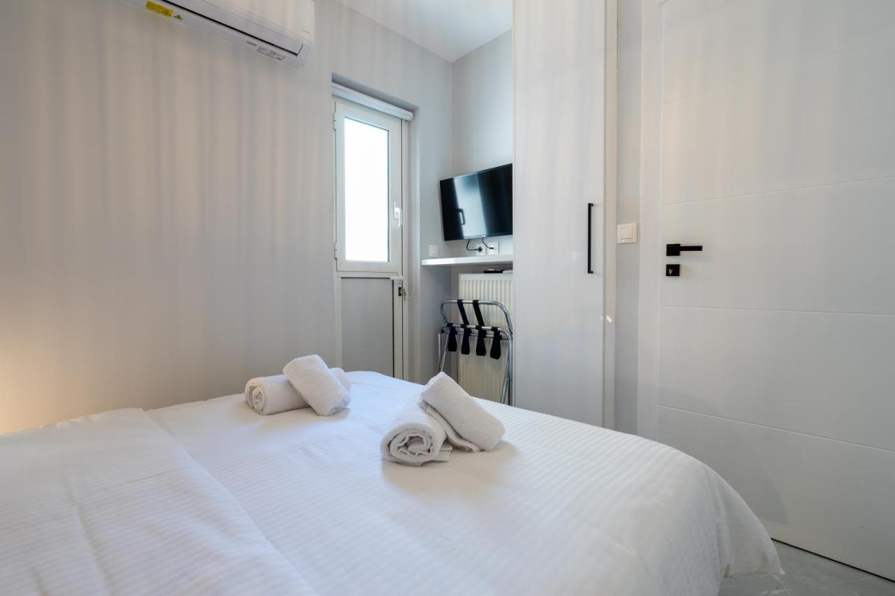 Trojan Affair Residence เอเธนส์ ภายนอก รูปภาพ