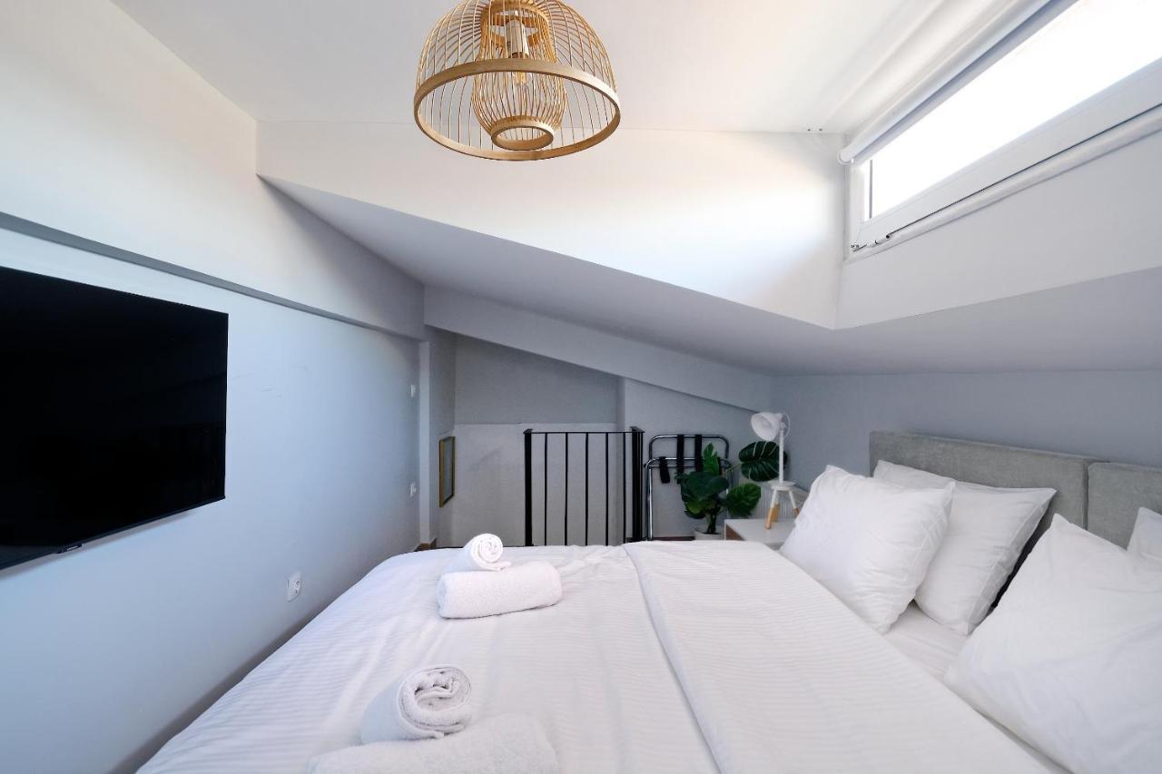Trojan Affair Residence เอเธนส์ ภายนอก รูปภาพ