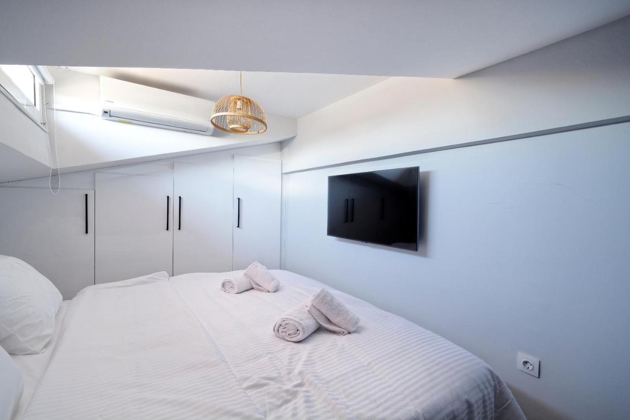 Trojan Affair Residence เอเธนส์ ภายนอก รูปภาพ